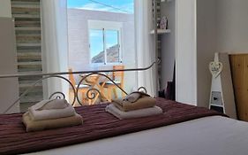 Hikers Haven Courtyard Apartment Tamaimo Tenerife